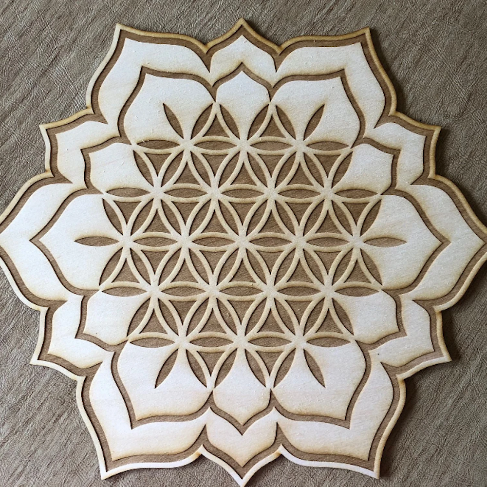 Crystal Grid: Flower of Life Lotus - 6"